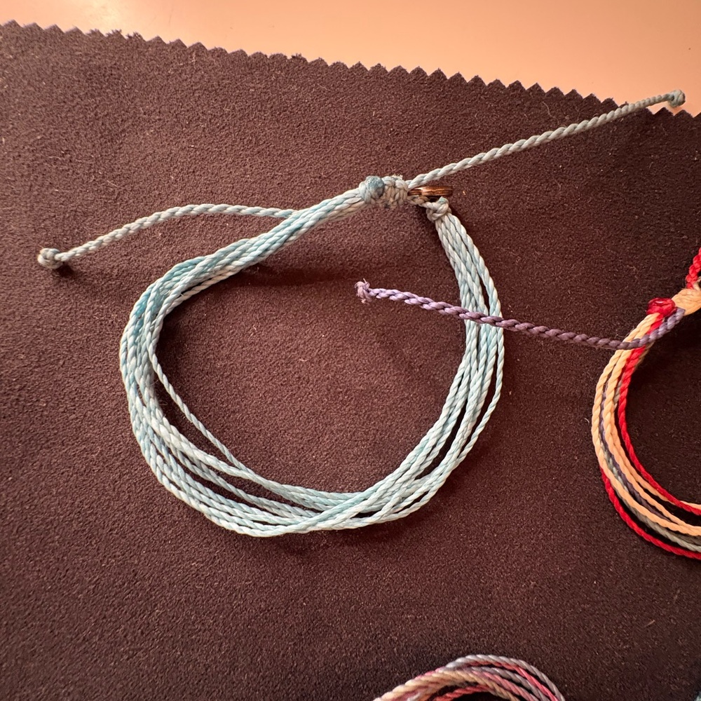 Colorful String Bracelets Set - Picture 6 of 11